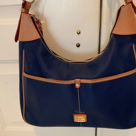Dooney and Bourke navy and tan shoulder bag - Picture 9 of 10
